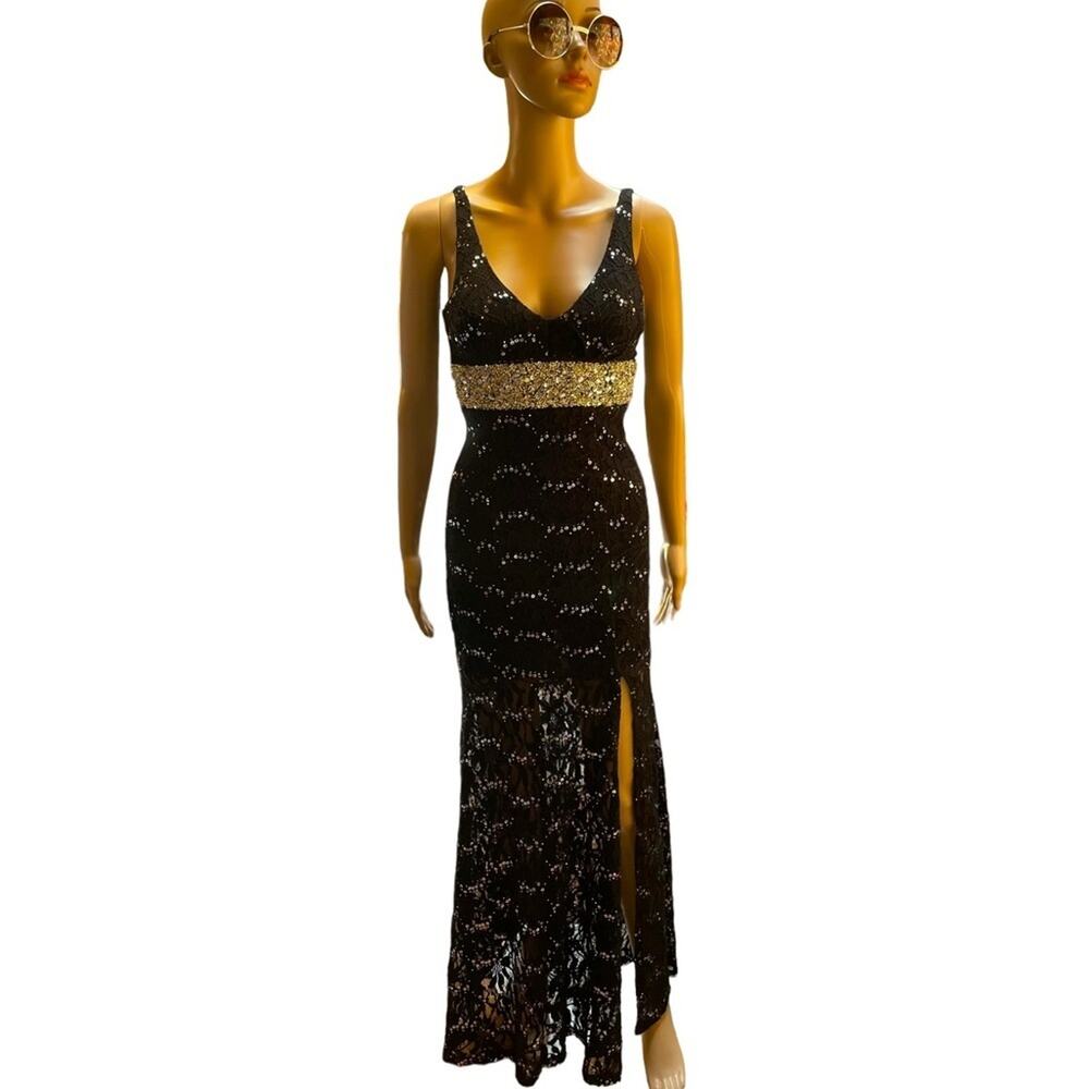 My Michelle Gown 1 Prom Evening Cocktail Sequins Lace Sleeveless Plunging Black